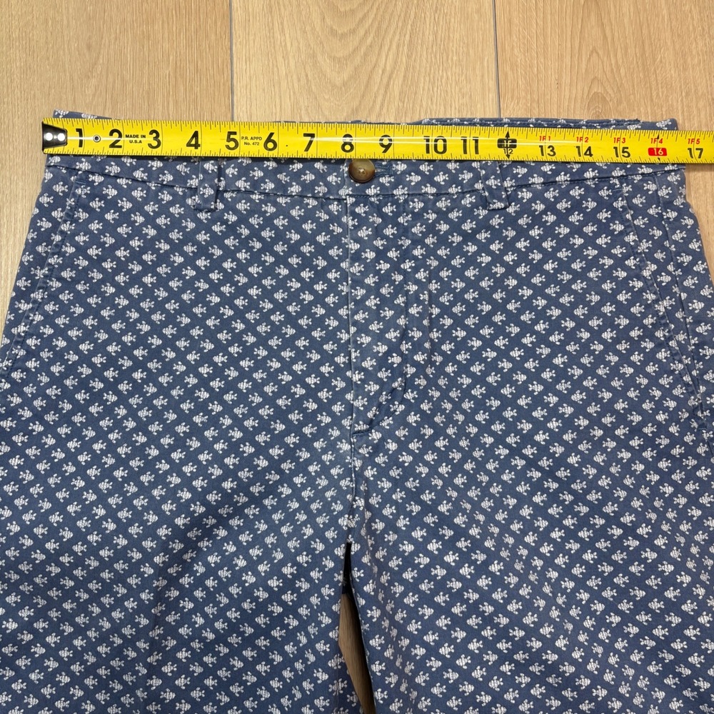 Vineyard Vines Mens 32 Blue White Fish Print Breaker Shorts Preppy Nautical AOP - Picture 6 of 8